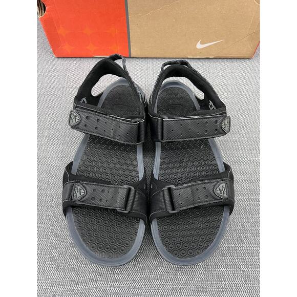 Vintage NIKE Straprunner V Black/Gray/Red Sandals‎ 307509 061 Size M7/W9 In Box - Picture 1 of 8